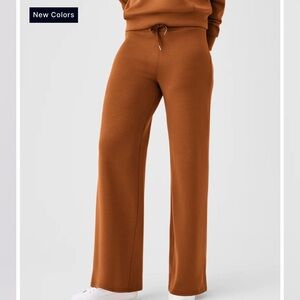 SPANX Air Essentials pants